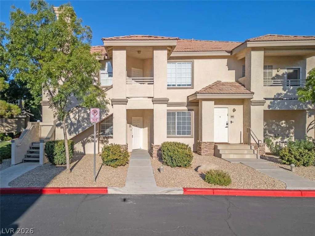 9901 Trailwood Drive 2064 — photo 1