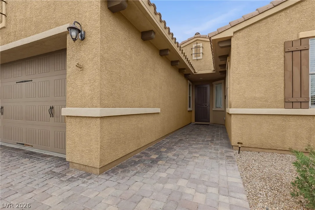 1035 Via Nandina Place — photo 3