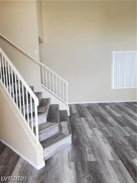 3613 Mountain Crest — photo 2