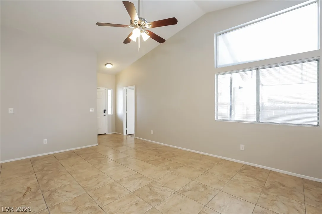 2800 Desert Song Drive — photo 2
