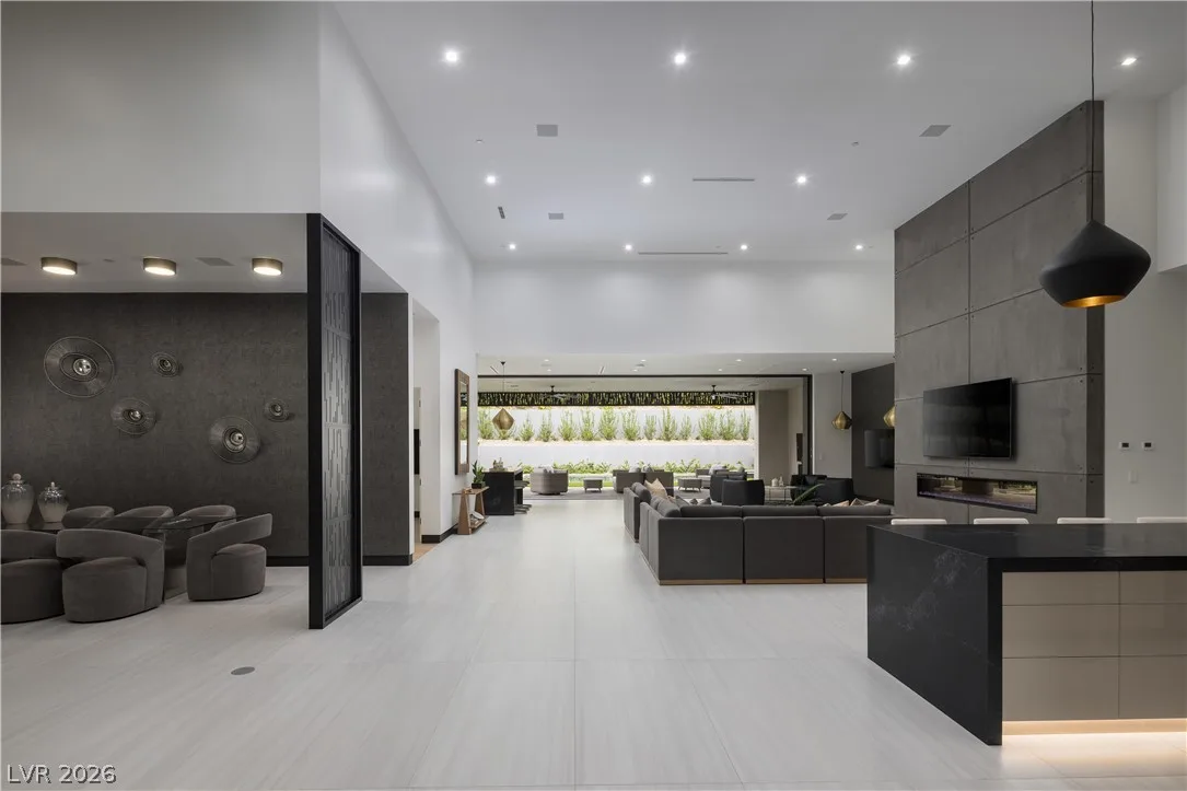 38 Skybird Court — photo 5