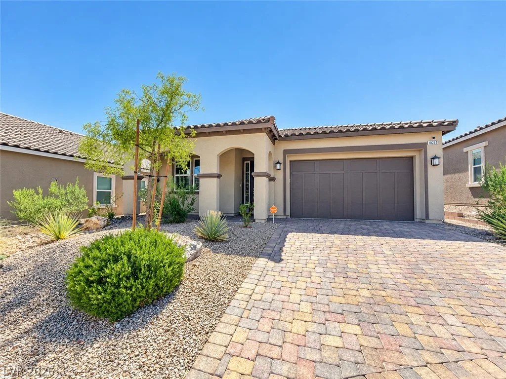 10241 Skye Run Avenue — photo 1