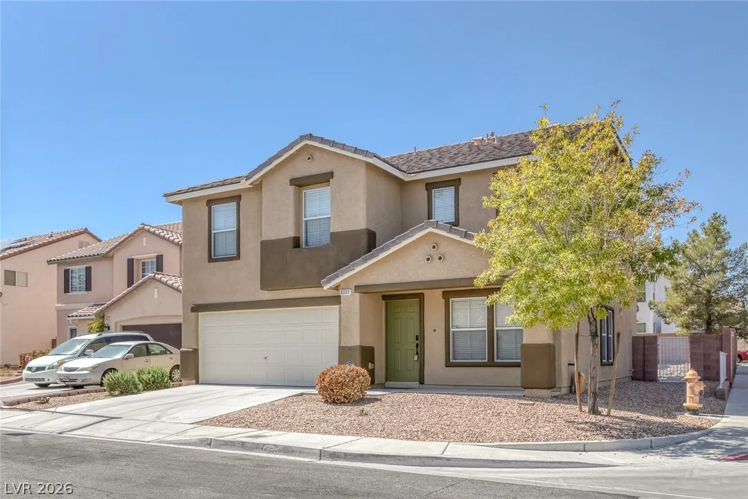 8333 Blazing Sky Court — photo 2