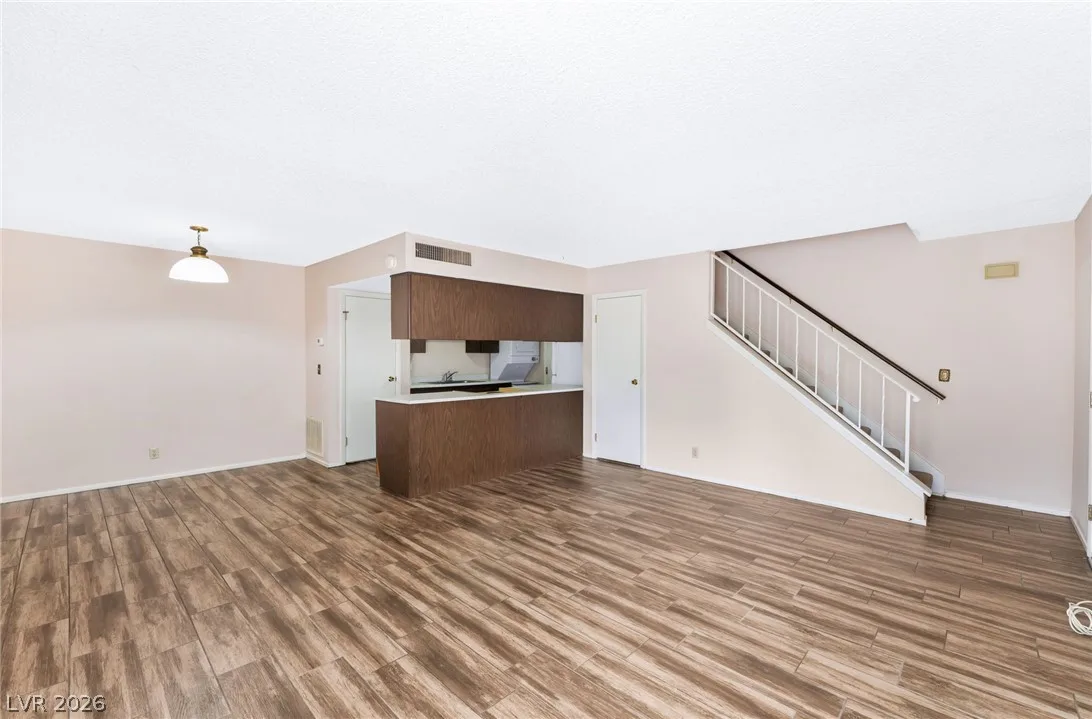 1494 Dorothy Avenue 2 — photo 4