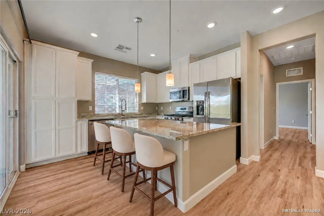 8487 Insignia Avenue 106 — photo 2