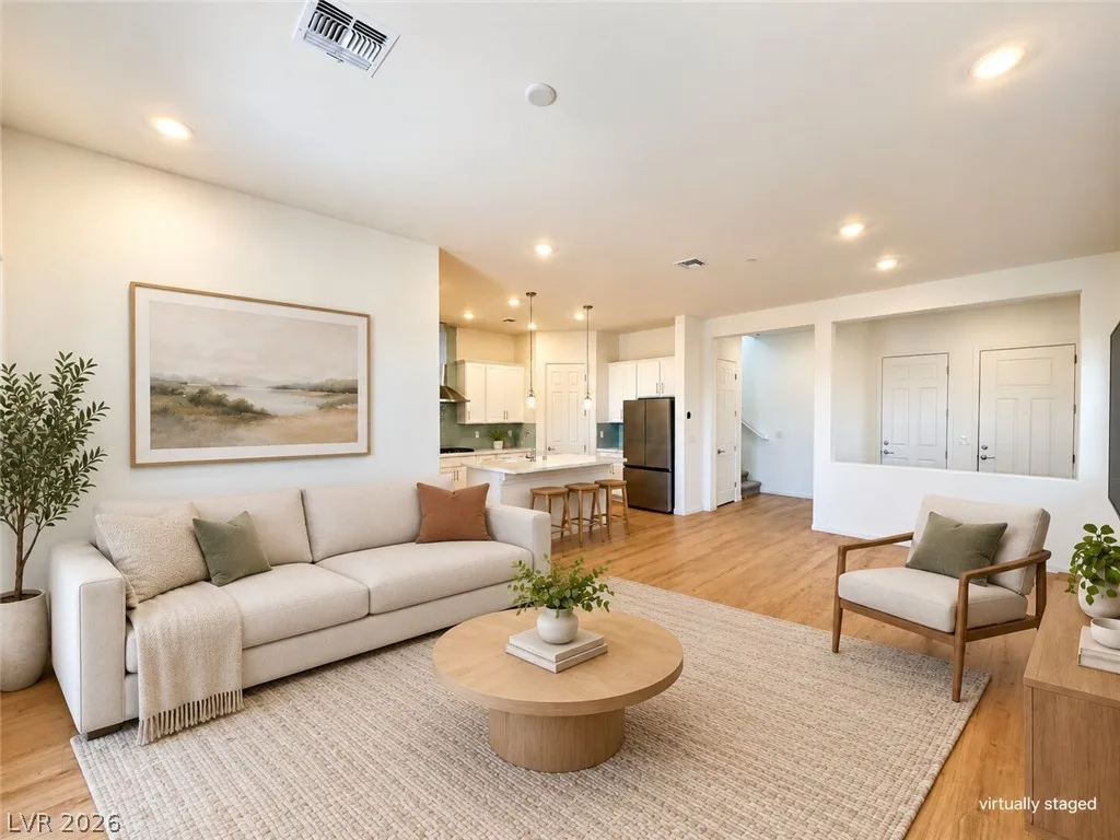 1586 Crested Eagle Street — photo 4