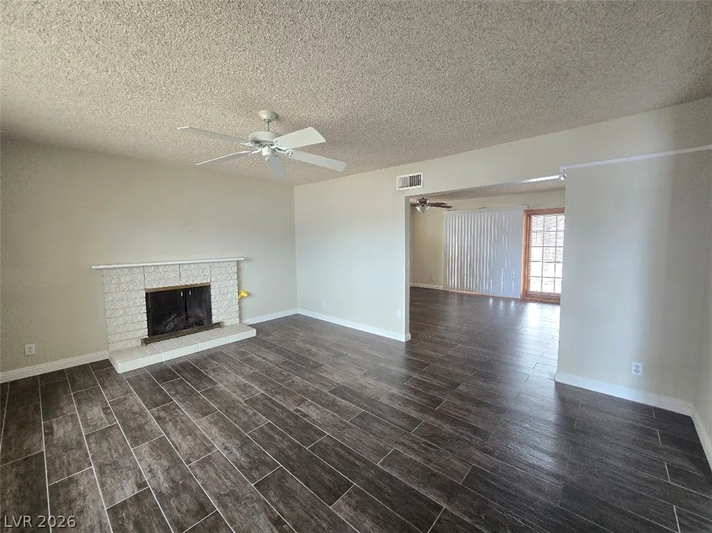 4505 Cinderella Lane — photo 2
