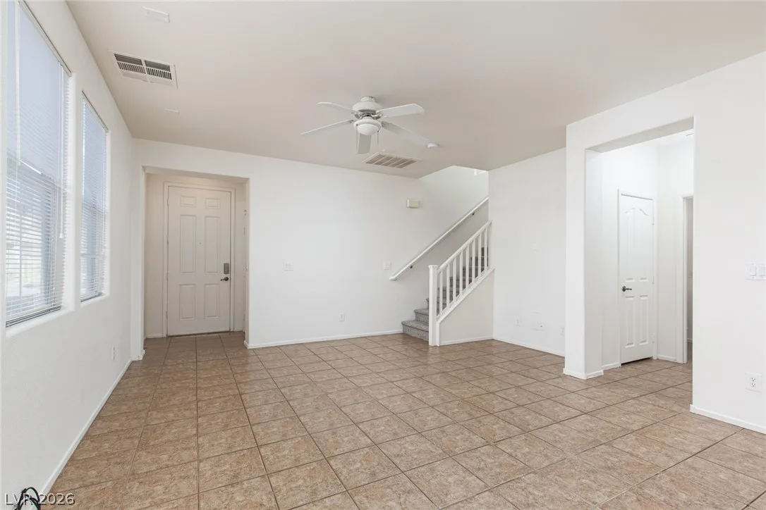 131 AFTERNOON RAIN Avenue n/a — photo 4