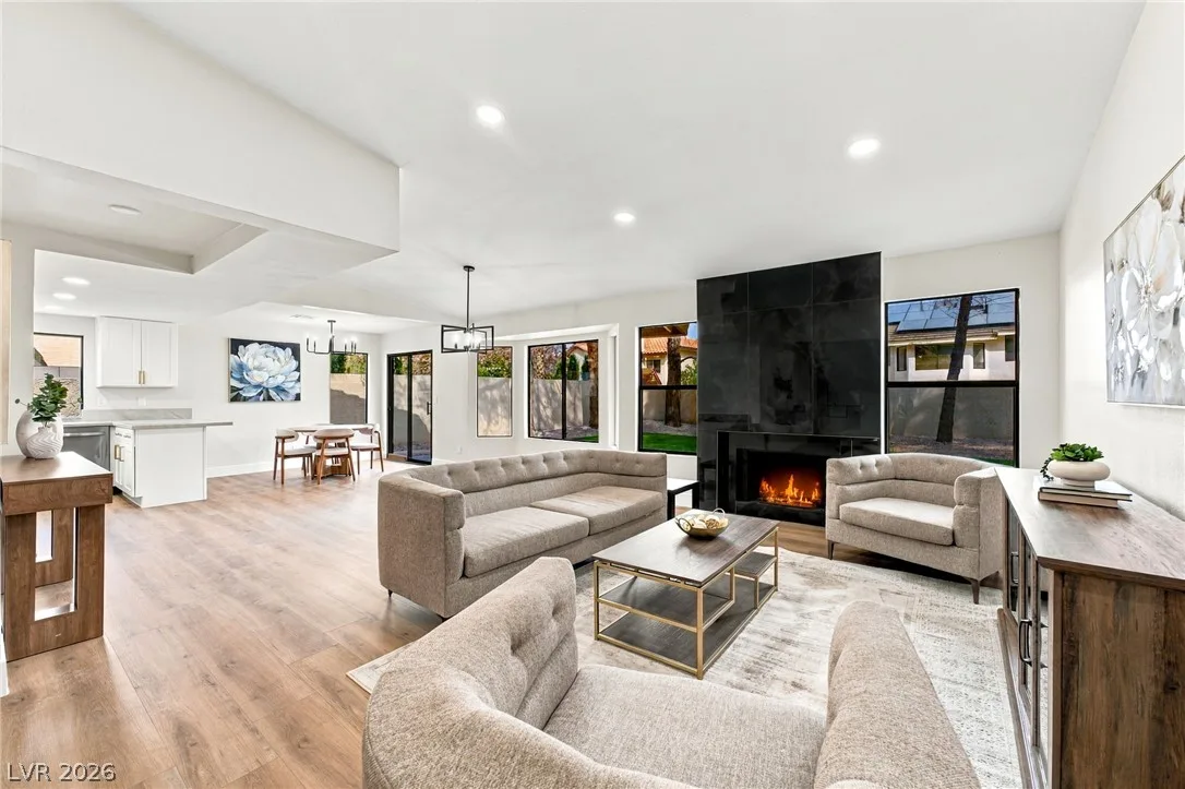 2928 Pleasant Lake Drive — photo 4