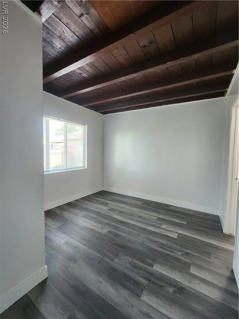 432 15th Street B — photo 5