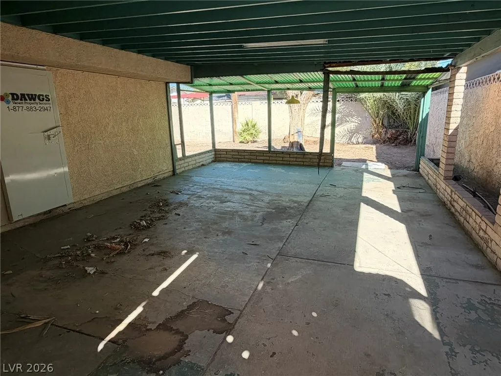 4525 East Ogden Avenue — photo 3