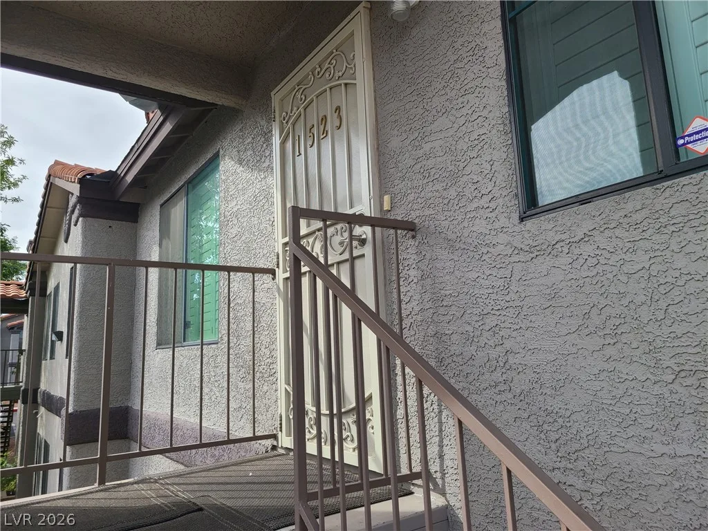 1575 East Warm Springs Road 1523 — photo 4