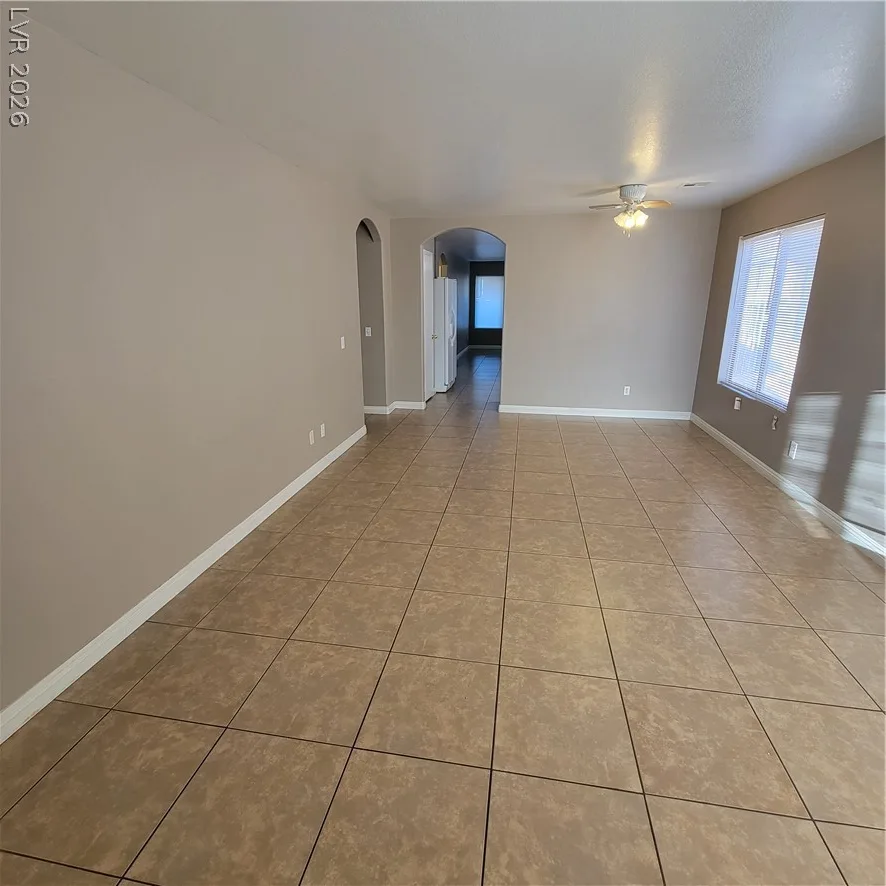 2601 Amber Crest Street — photo 4