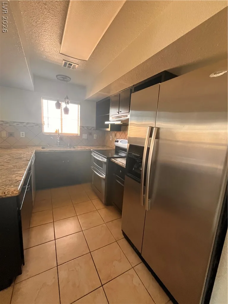 6233 Ilanos Lane C — photo 2