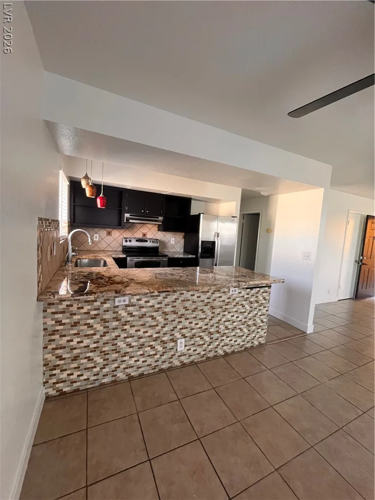 6233 Ilanos Lane C — photo 4