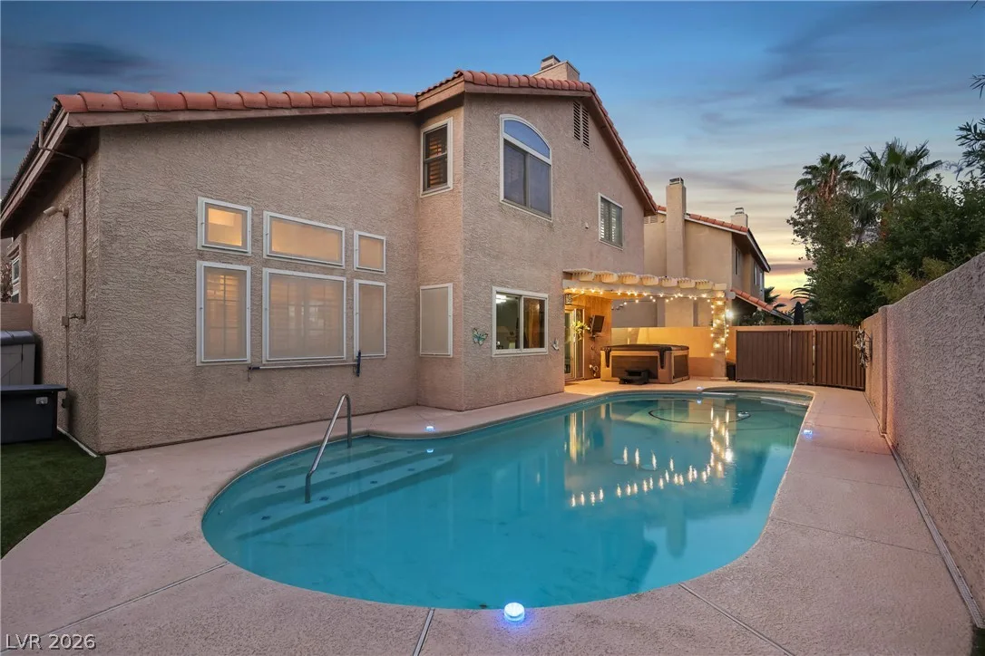 7885 Desert Willow Drive — photo 3