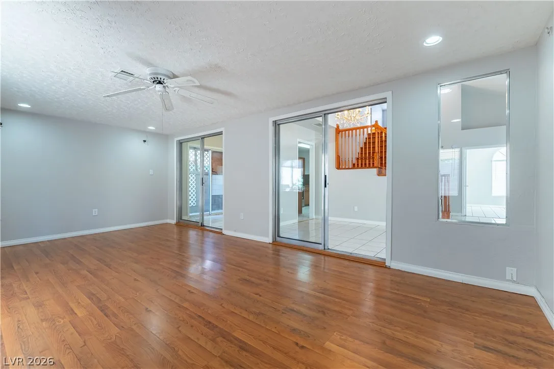 7129 Paradise Bay Drive — photo 4