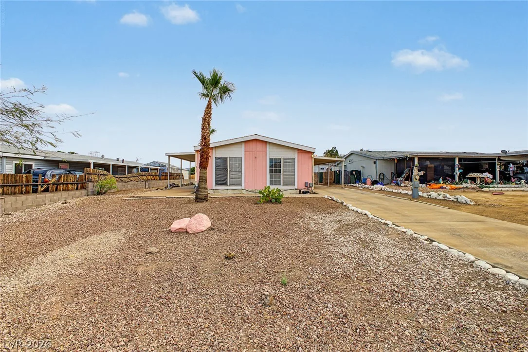 512 Mona Lane — photo 3