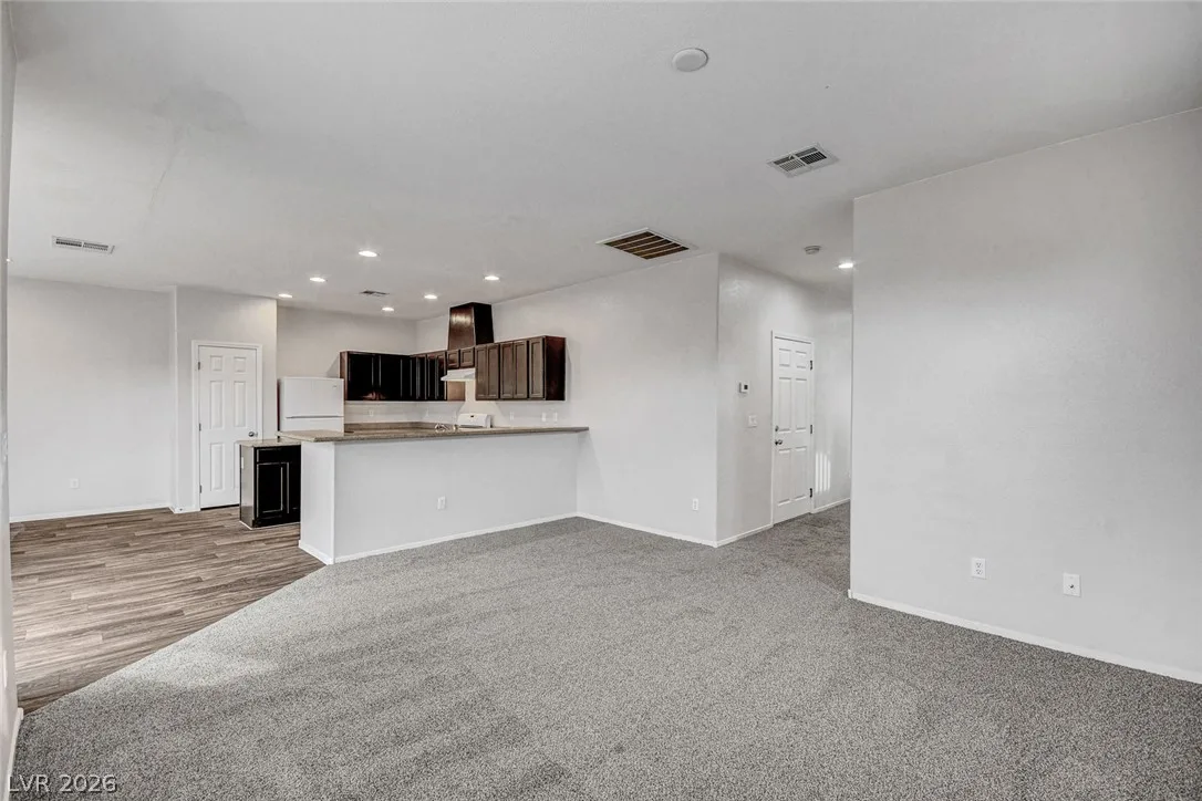 10024 Barengo Avenue — photo 4