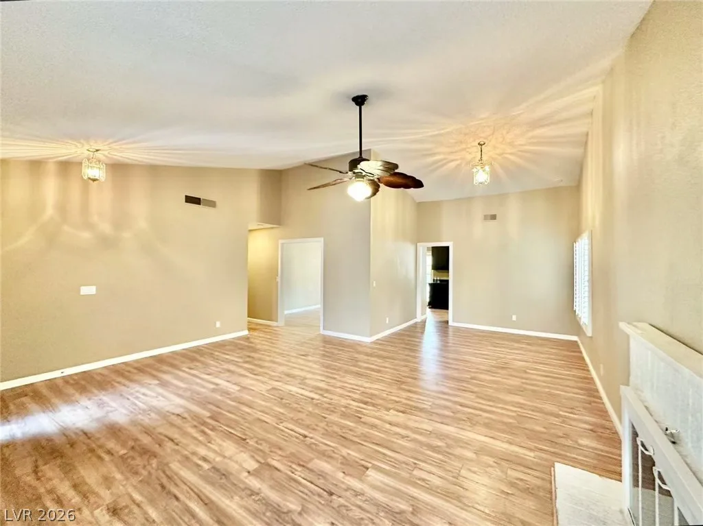 6672 Peachtree Lane — photo 4