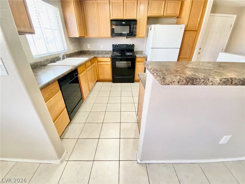 6160 Rumrill Street 137 — photo 2