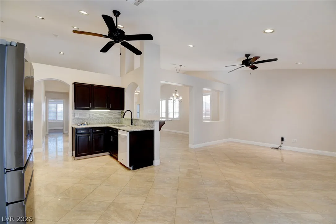 3428 Lockport Street — photo 3