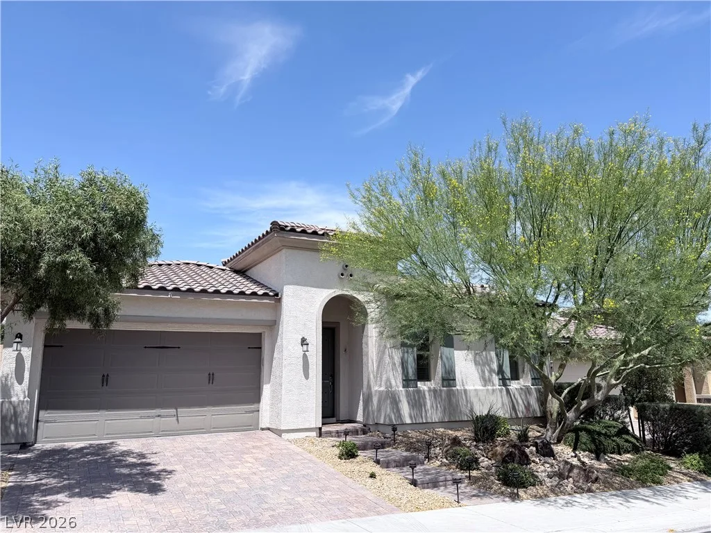 9936 Wildhorse Canyon Avenue — photo 1