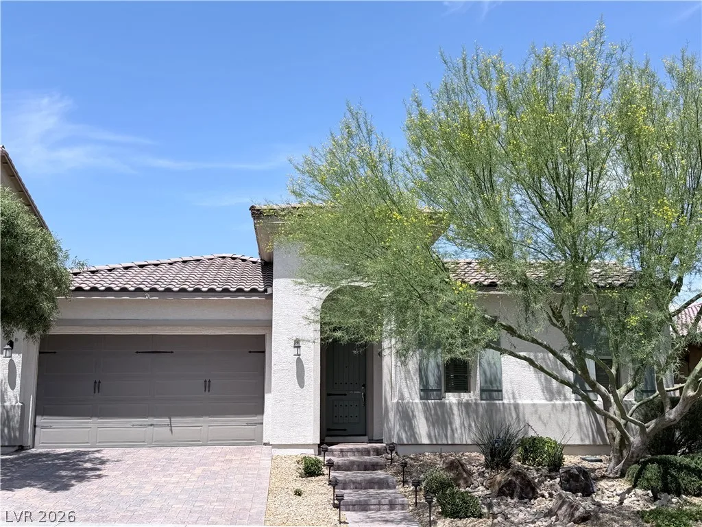 9936 Wildhorse Canyon Avenue — photo 3