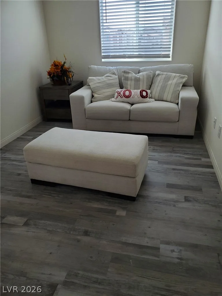 6912 Diamond Blue Street — photo 4