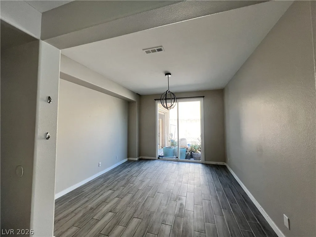 6616 Black Oaks Street — photo 3
