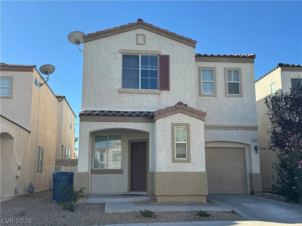 1323 Willow Village Avenue — photo 2