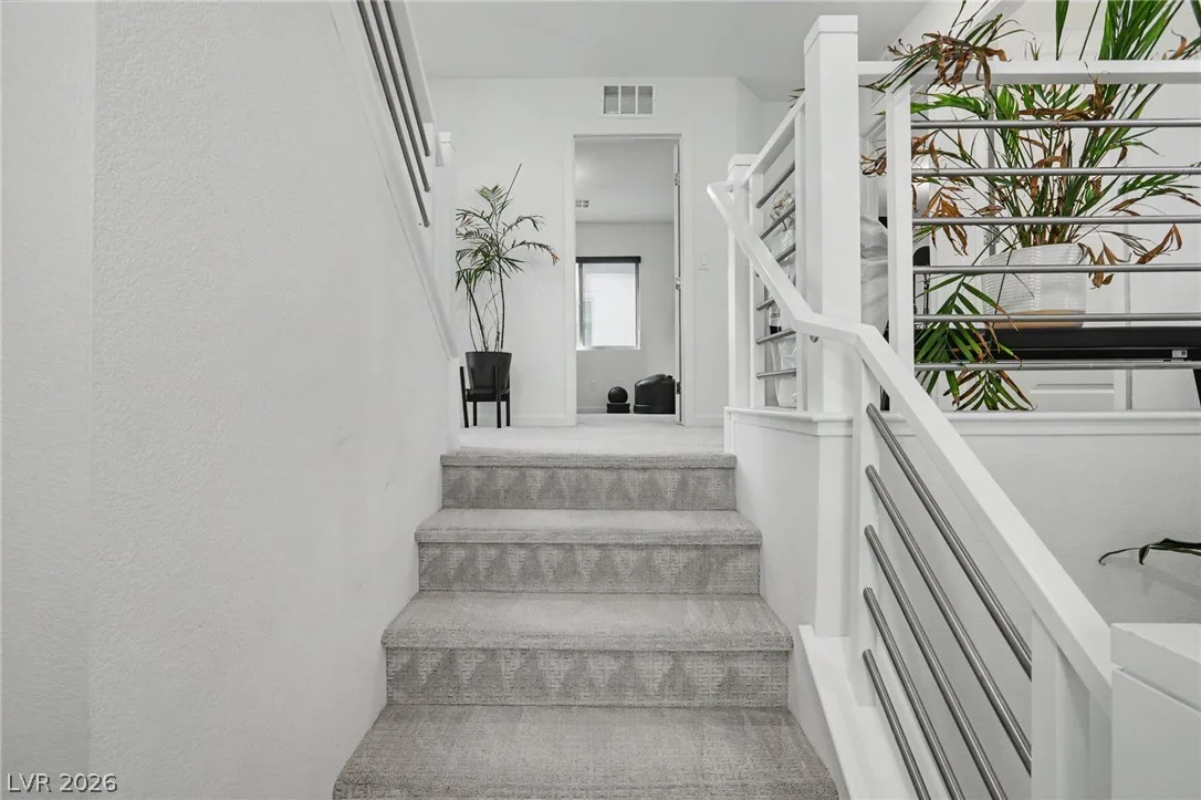 7761 Misty Oaks Avenue — photo 4