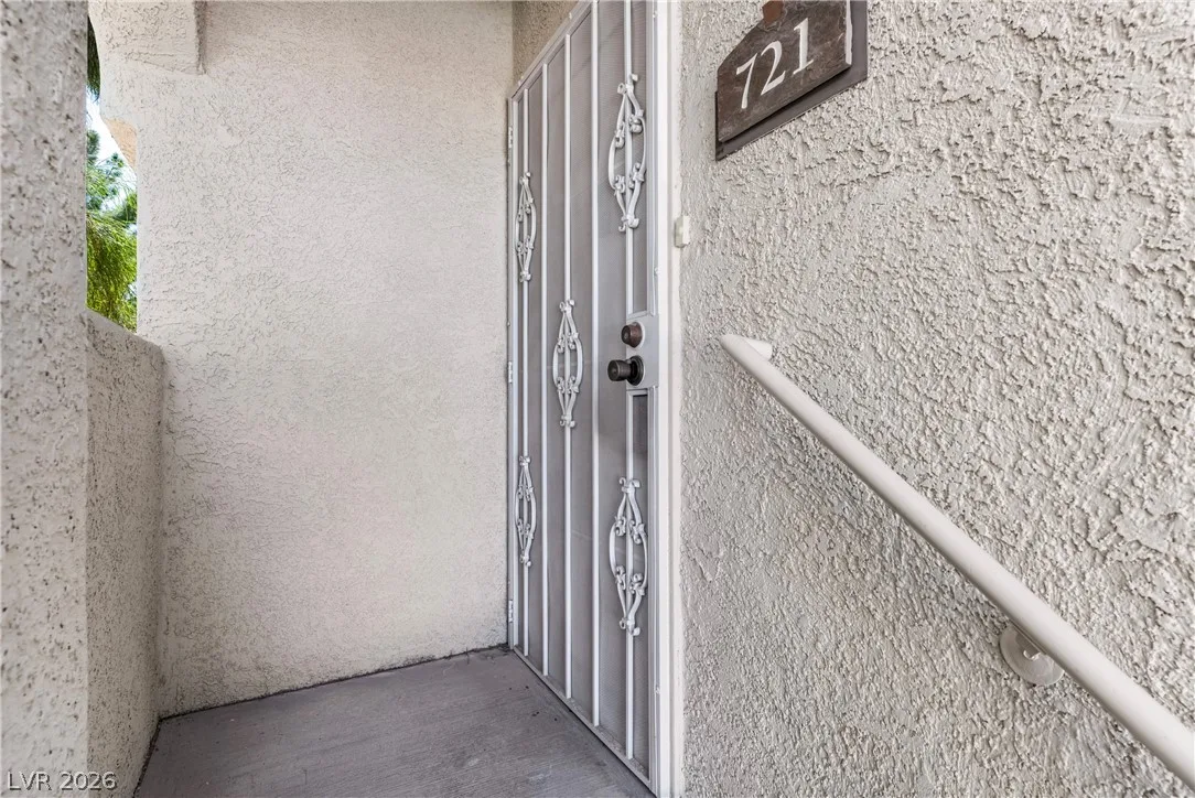 6480 Annie Oakley Drive 721 — photo 5