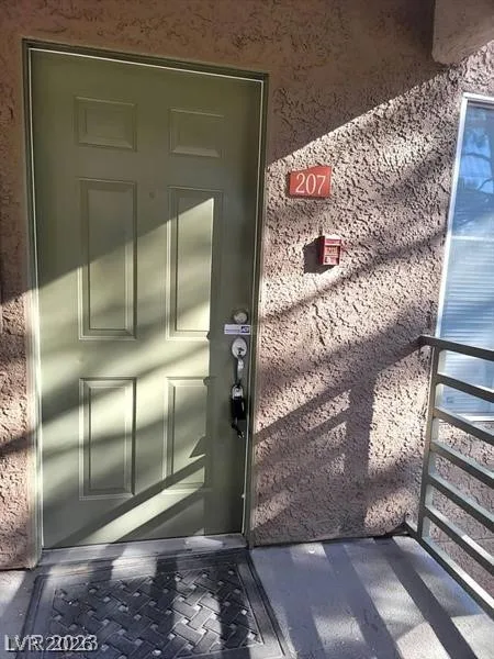 7730 Secret Shore Drive 207 — photo 2