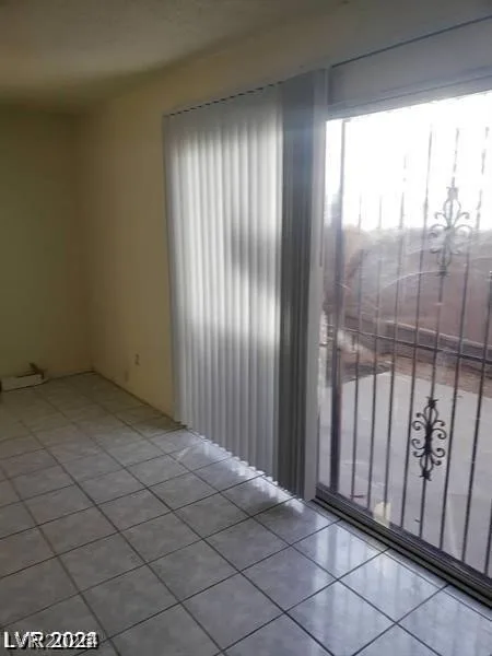 3435 Villa Knolls South Drive — photo 5