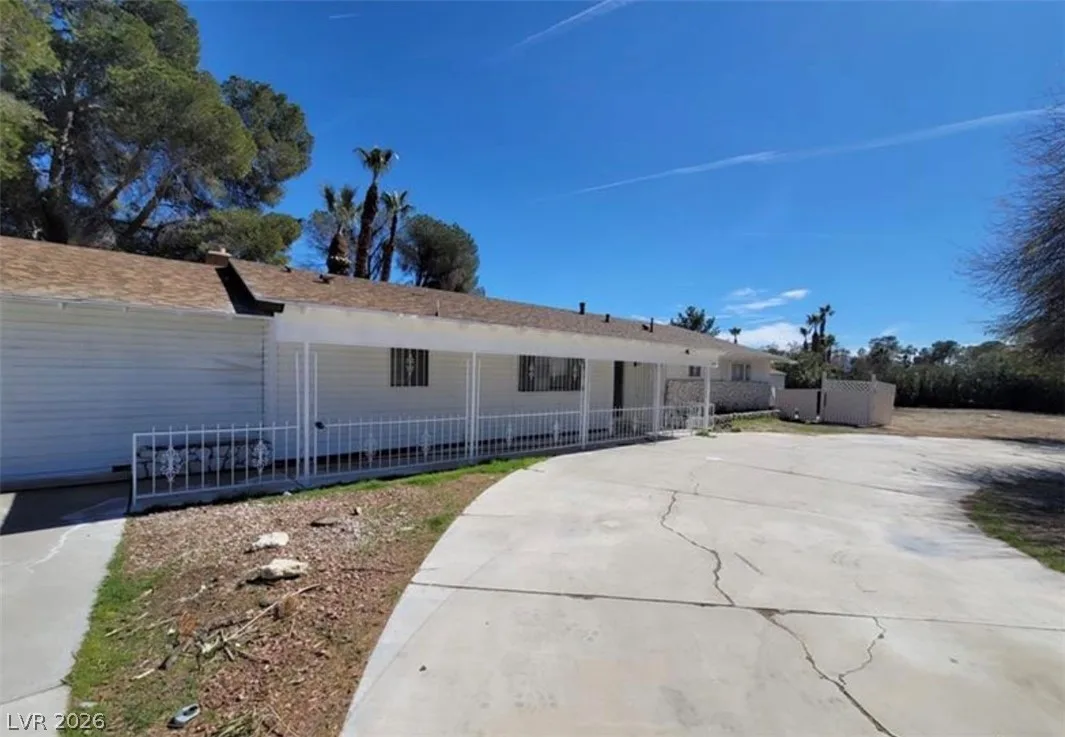 4560 Rancho Hills Drive — photo 2