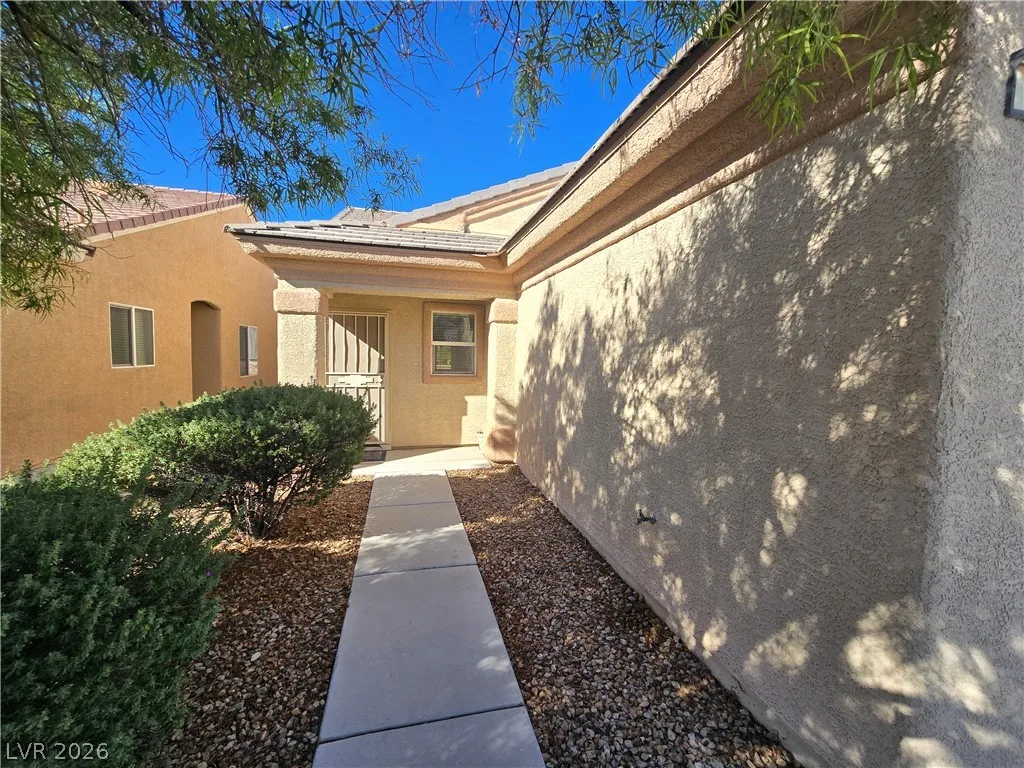 7913 Grey Teal Street — photo 2