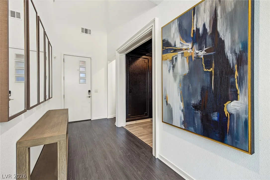 10261 Midnight Meteor Avenue — photo 3