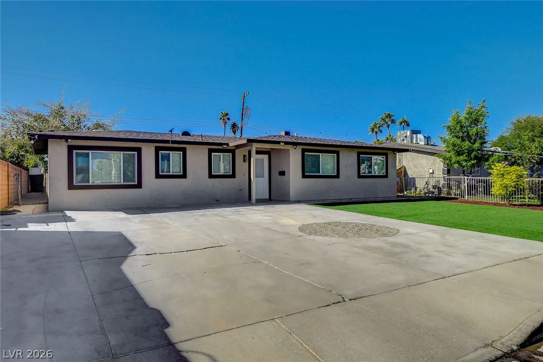 909 Mezpah Street — photo 4