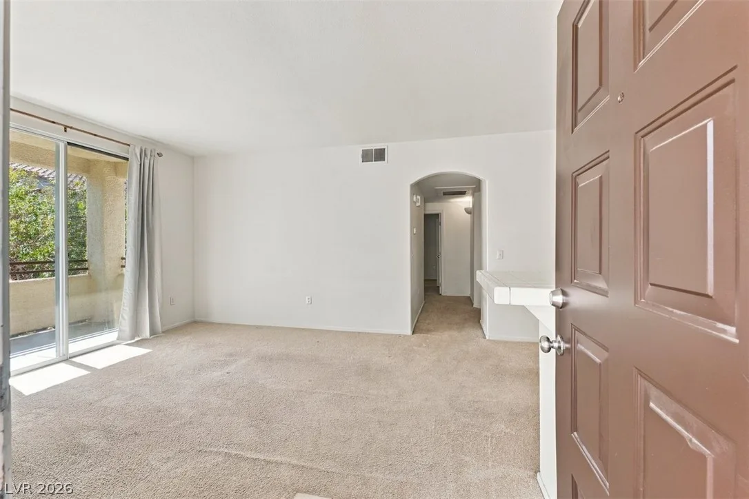 1830 North Buffalo Drive 2108 — photo 2