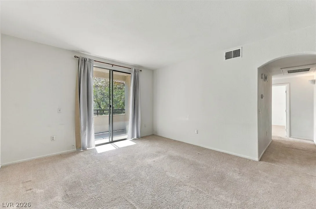 1830 North Buffalo Drive 2108 — photo 3