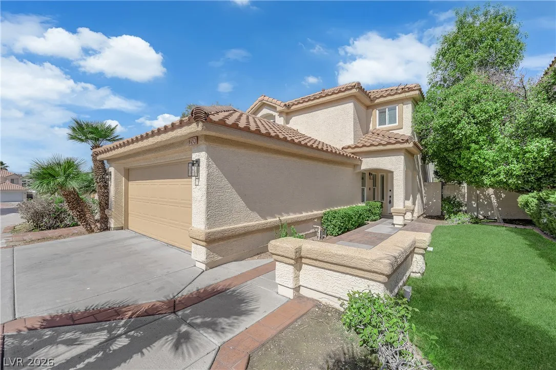2324 Babcock Drive — photo 2