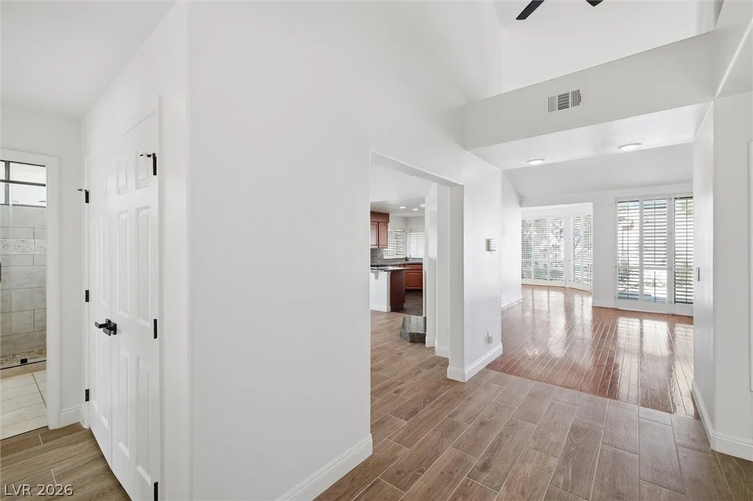 3330 Brookfield Drive — photo 4