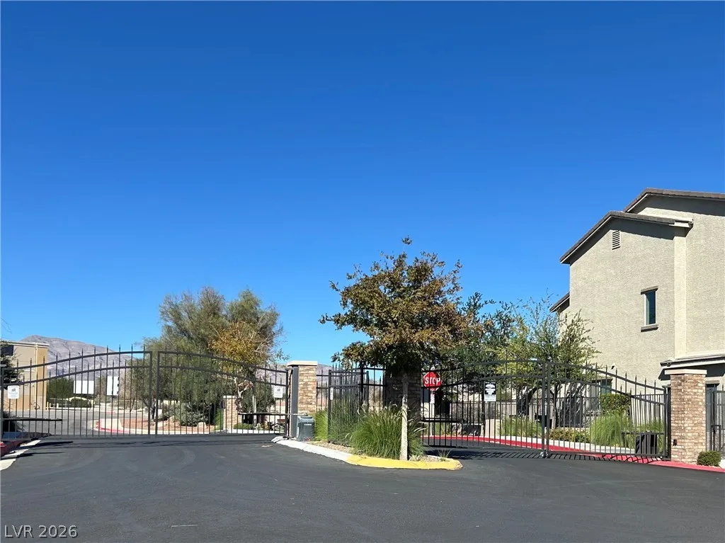 790 Spring Estates Avenue — photo 3