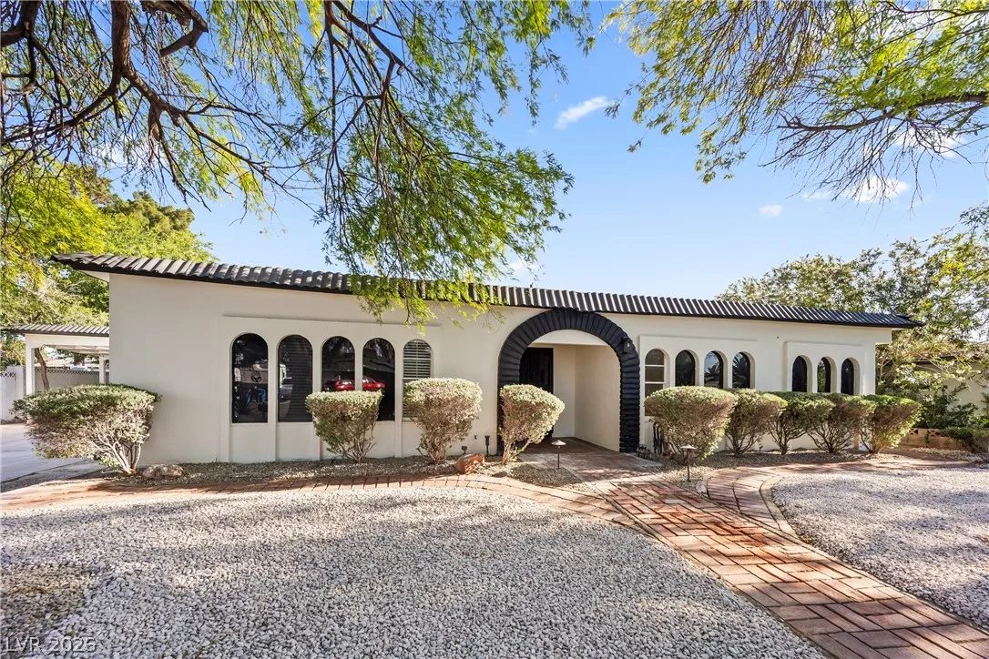 4444 Denia Circle — photo 2