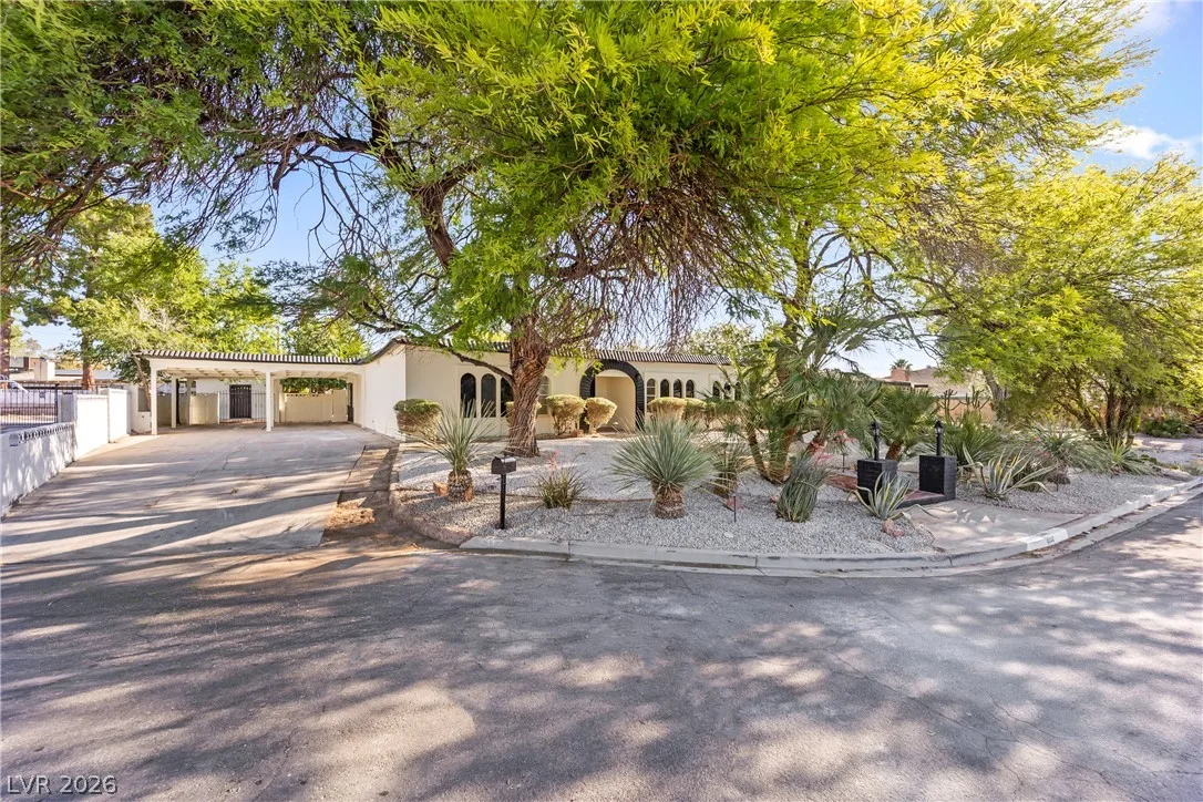 4444 Denia Circle — photo 4