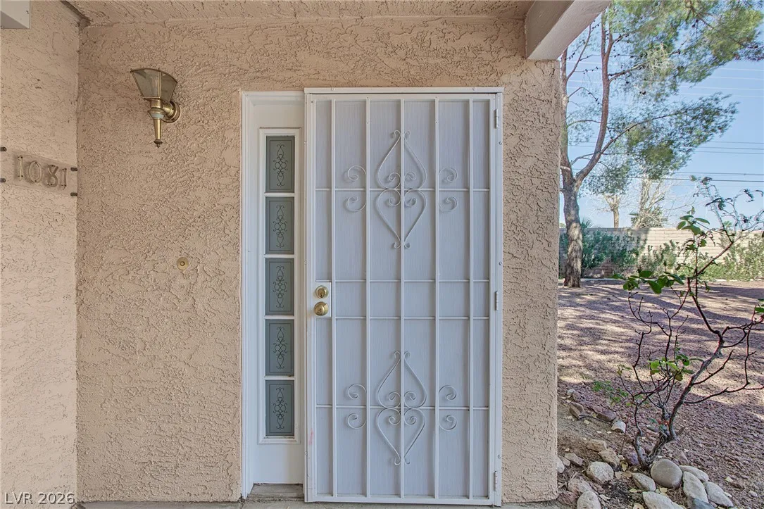 2851 South Valley View Boulevard 1081 — photo 4