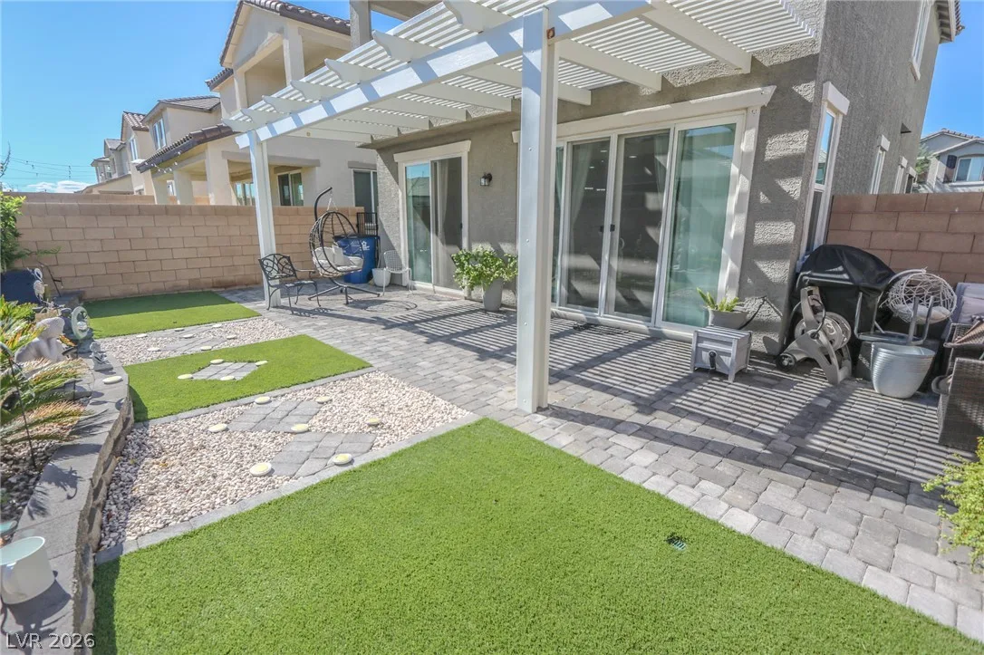 10048 Spelter Street — photo 3
