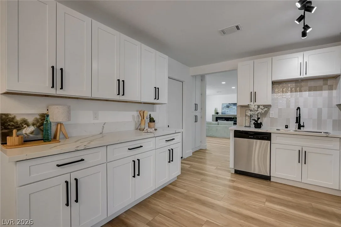 209 Ramsey Street — photo 3