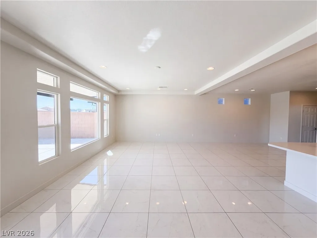 10112 Herons Rise Street — photo 3